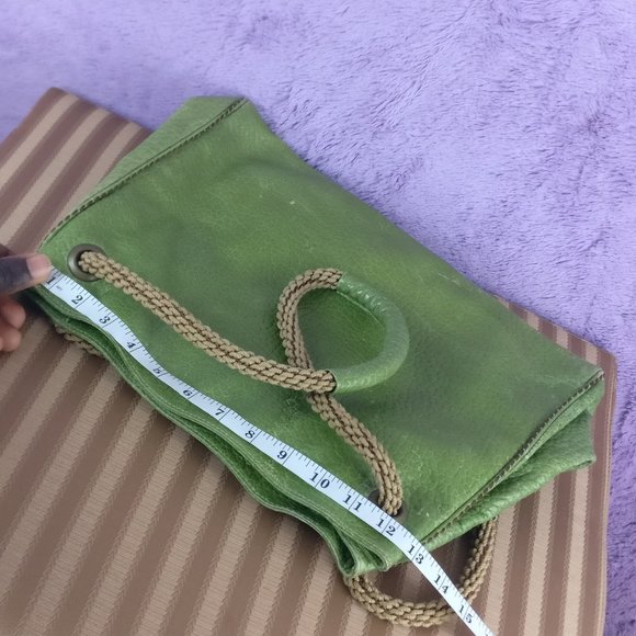 496cad PLINIO VISONA Italian Leather Tote with Fisherman handle in GREEN avocado - Picture 9 of 15